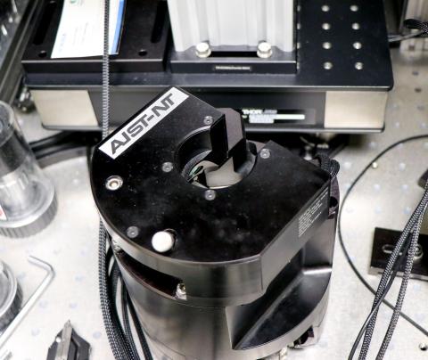 Integrated SPM with Raman spectrometer HR Evo Nano