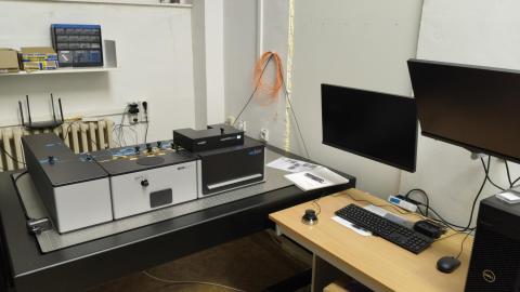 Scanning Near-Field Optical Microscope - attocube neaspec